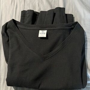 Pink Victoria’s Secret Black V-Neck Long Sleeve thermal Top sz medium